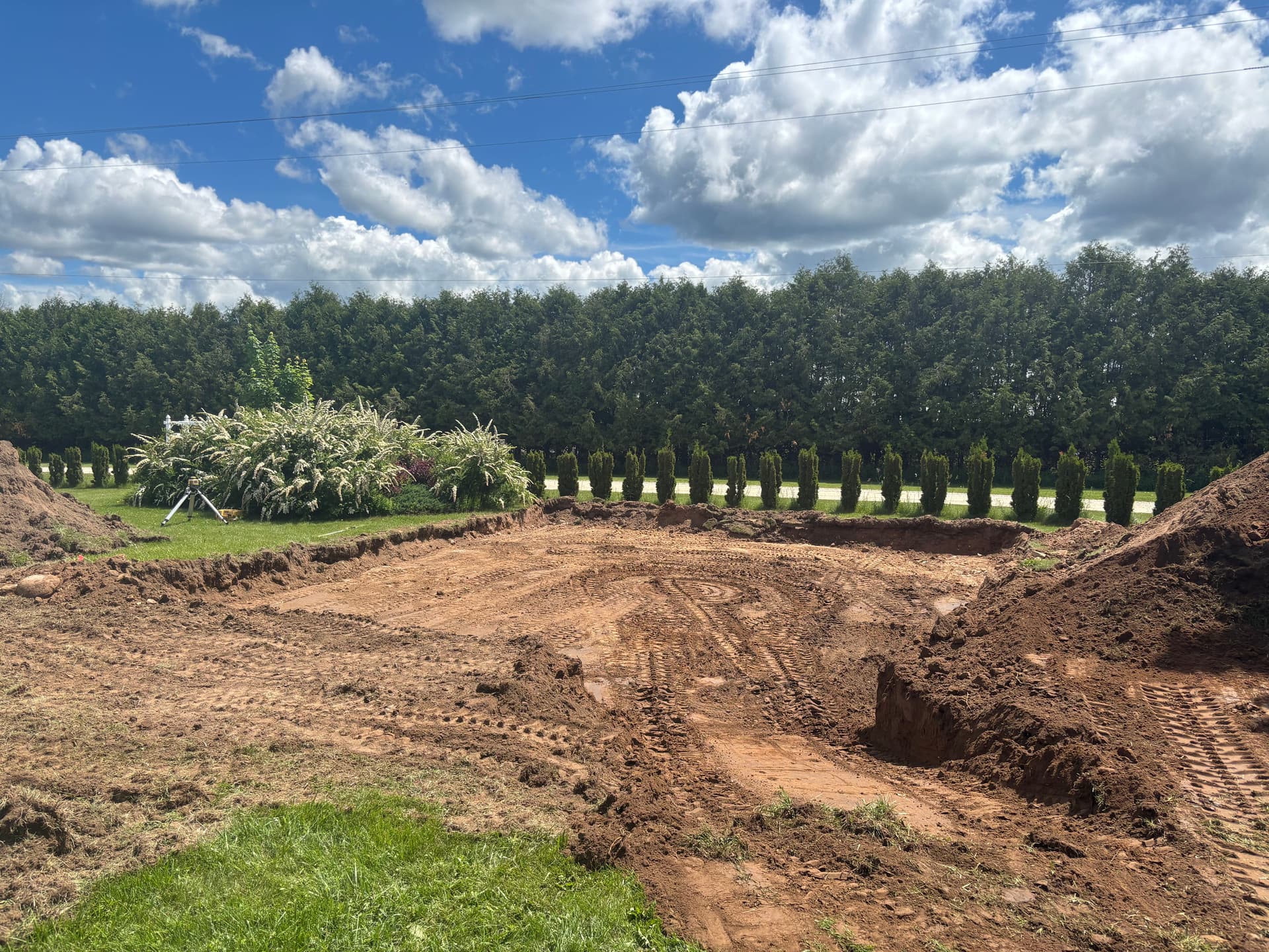 Gallery photos for 1,200 Sq Ft Drain Field and Septic System Done Right: Image #3