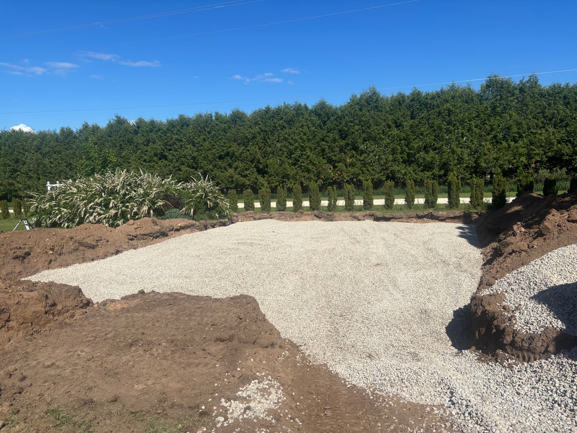 Gallery photos for 1,200 Sq Ft Drain Field and Septic System Done Right: Image #2